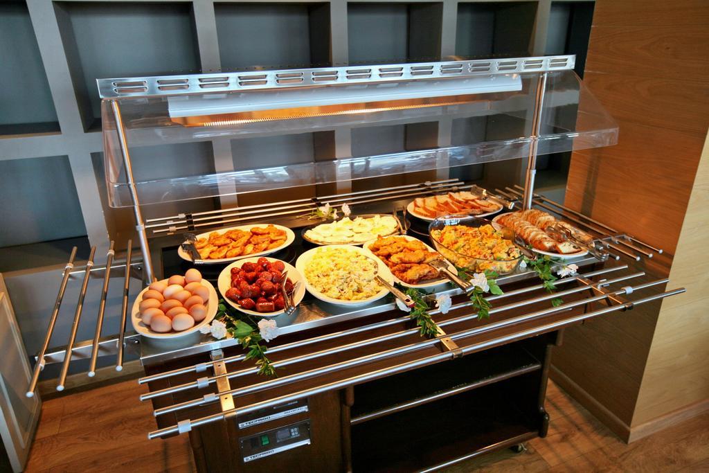 沙湾酒店 Plomari 外观 照片